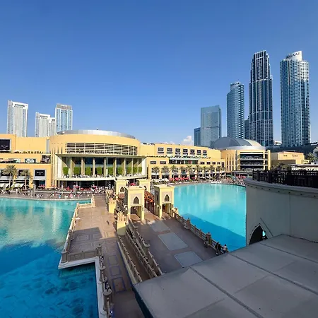 Luxurious 2 Bedroom Apartment With Dubai Mall Fountain View Facing Burj Khalifa Exterior photo